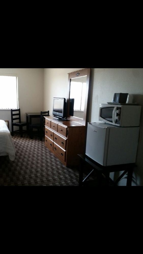 Burke Inn Motel & Suites Carroll Экстерьер фото