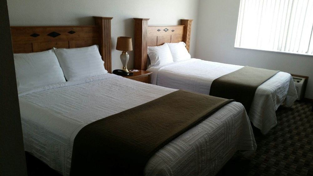 Burke Inn Motel & Suites Carroll Экстерьер фото